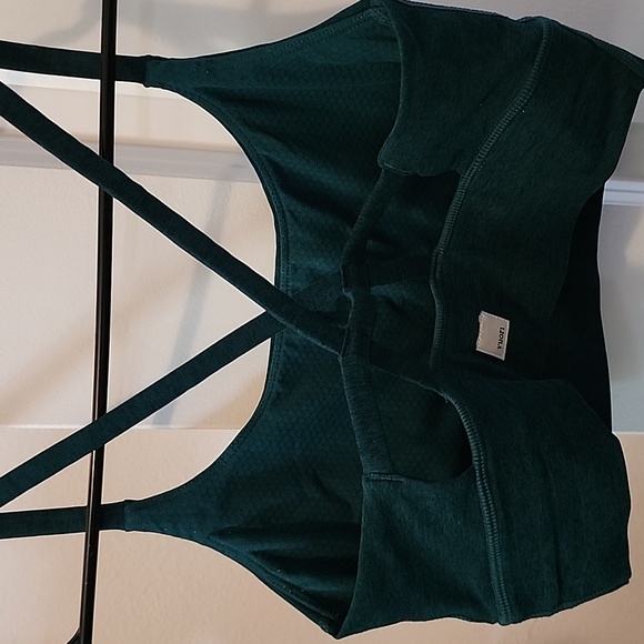 Vuori Teal Sports Bra - Picture 2 of 4